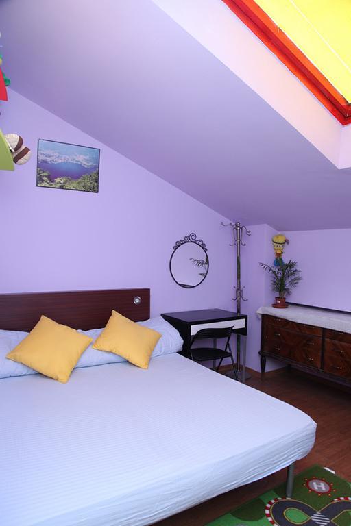 Lovely House Hotell Milano Exteriör bild